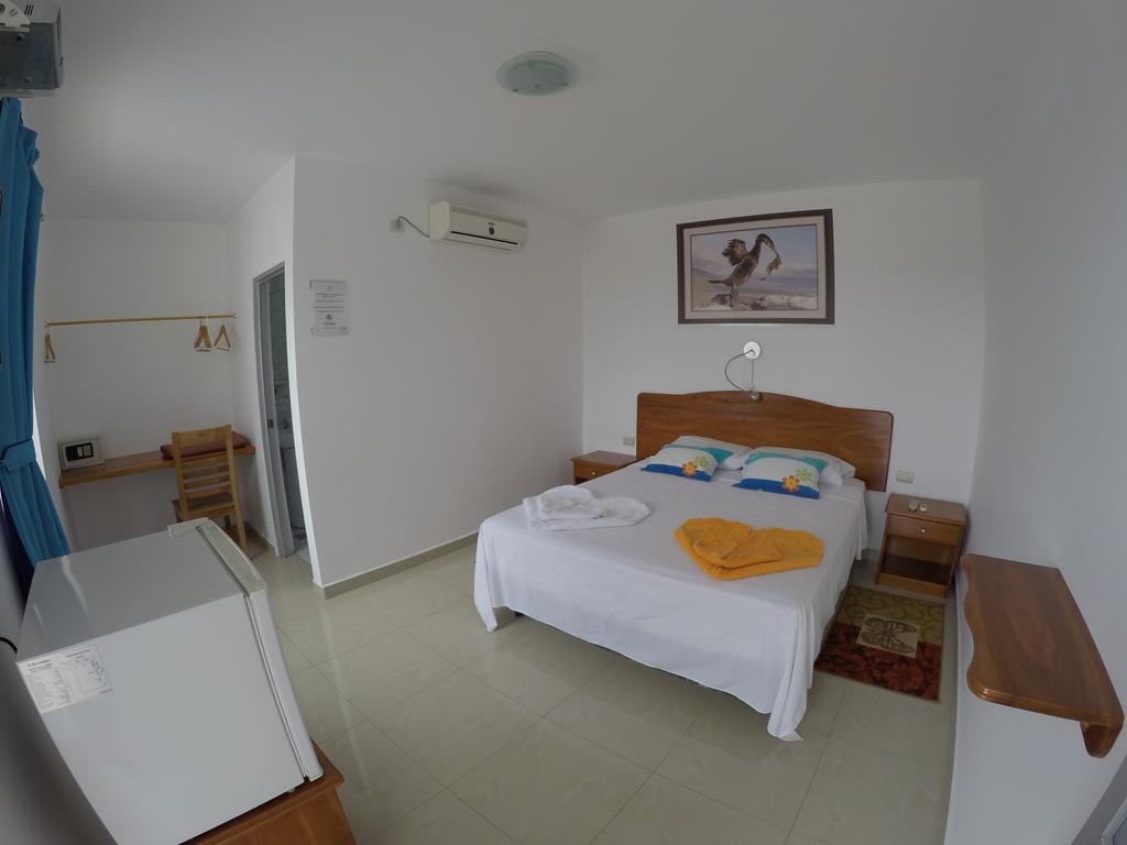 Stefany'S Lodging Puerto Baquerizo Moreno Habitación foto